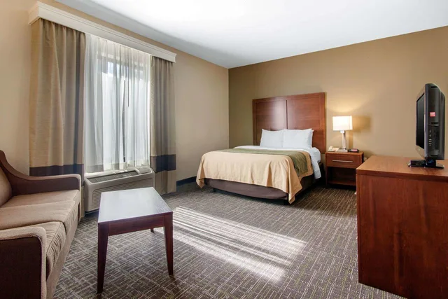 غرفة بسرير كينج، Comfort Inn And Suites Norman 2/7