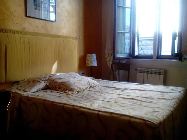 غرفة اقتصادية صغيرة بسرير فردي بغرفة نوم واحدة بحمام خاص، Tourist House 2/8