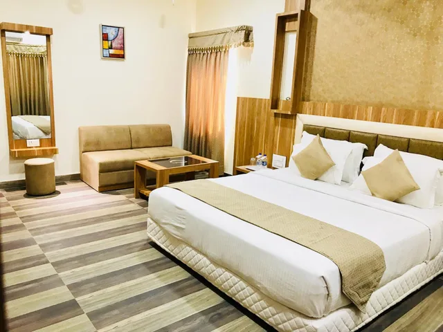 جناح عائلي، Regenta Inn The Dwarika 1/3