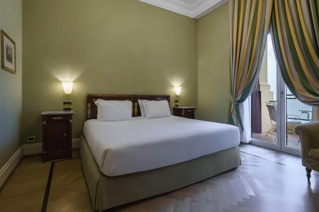 غرفة عائلية بإطلالة على البحر، Eurostars Hotel Excelsior 2/7