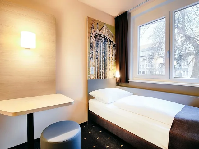 Room, Single, B&B Hotel Aachen-City 2/7