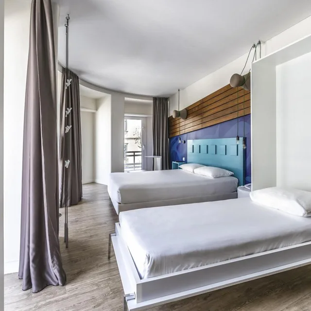 Room, Triple, 1 Double and 1 Single Bed, ibis Styles Lisboa Centro Liberdade NE 2/10