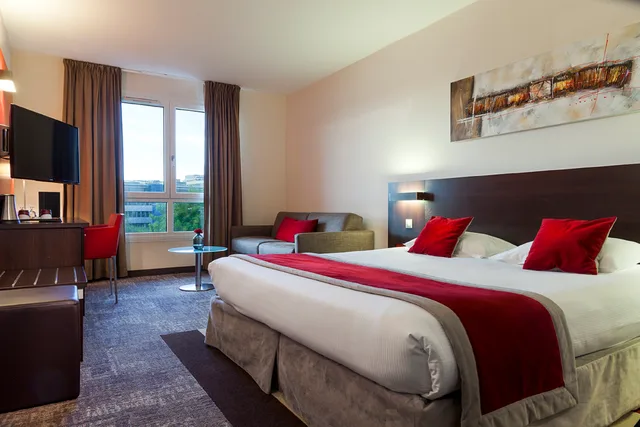 Premium, King Bed, Lake View, Sofa, Holiday Inn Strasbourg Nord 1/2