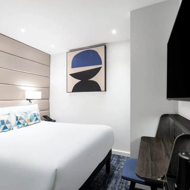 Standard, Double Bed, No Window، voco London Marylebone by IHG 1/7