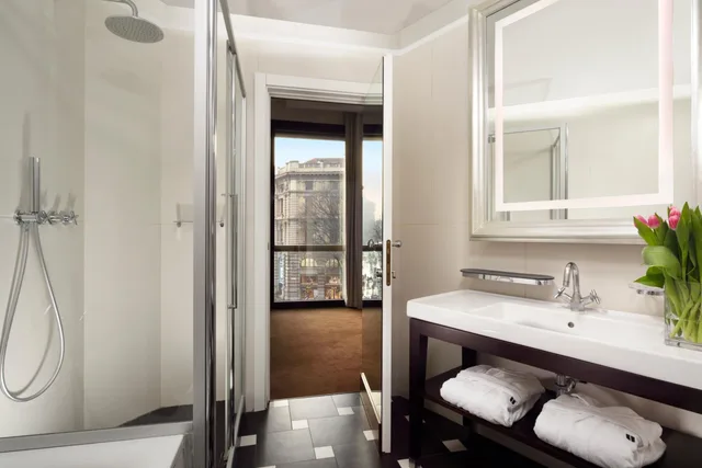 جناح جونيور مع سرير إضافي، Unahotels Cusani Milan 5/6