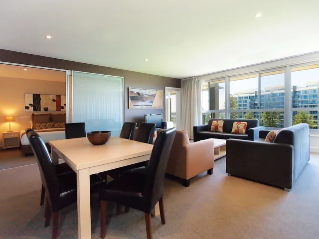 Oaks Glenelg Plaza Pier Suites، أديليد 66/82