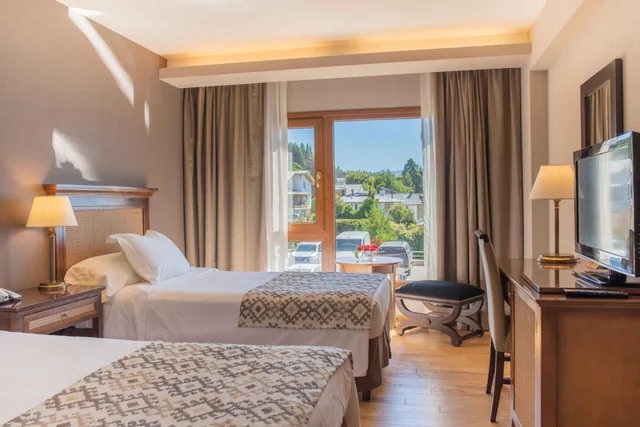 غرفة قياسية بسريرين منفصلين، Cacique Inacayal Lake & Spa Hotel 2/4