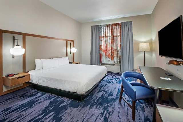 غرفة، Fairfield Inn And Suites Tulsa Downtown 1/2