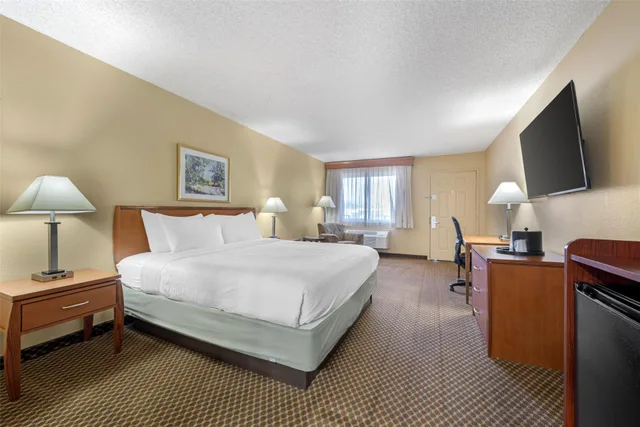 غرفة بسرير كينج، Best Western Cottonwood Inn 3/9