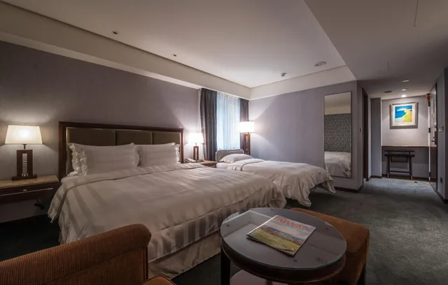 Deluxe, Twin Beds, with Extra Bed, Royal Biz Taipei 1/1