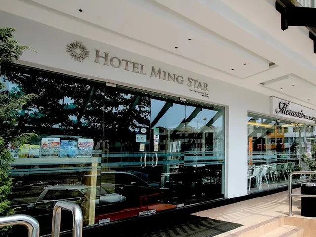غرفة بسريرين كوين بإطلالة على المدينة، Ming Star Hotel 1/1