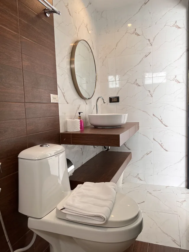 غرفة قياسية بسرير كوين بإطلالة على الحديقة بشرفة، Pearl of Samui Resort 1/2