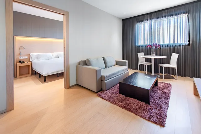 جناح جونيور مفرد، Sercotel Hola Tafalla 2/3