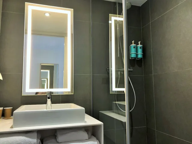 غرفة سوبيريور بسرير كوين، Novotel Suites Montpellier 5/7