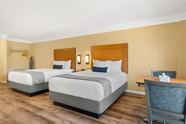 غرفة رباعية بسريرين كوين، Travelodge by Wyndham San Clemente Beach 5/7