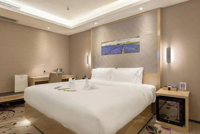 غرفة سوبيريور بسرير كينج، Lavande Hotel Baiyun International Airport Branch 2/5
