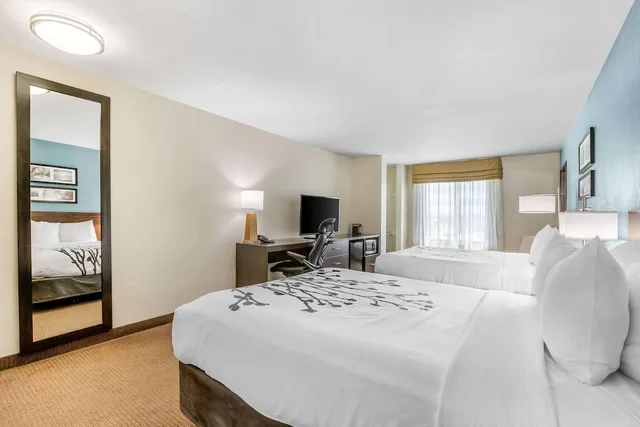 غرفة بسريرين كوين لذوي الإعاقة، Sleep Inn and Suites Ames near ISU Campus 2/4