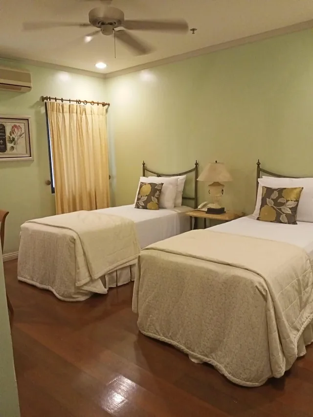 شقة سكنية بانورامية بسرير كينج وسرير كوين وسريرين منفصلين بإطلالة على المدينة بـ3 غرف نوم، Sophia Suites Residence Hotel 2/10