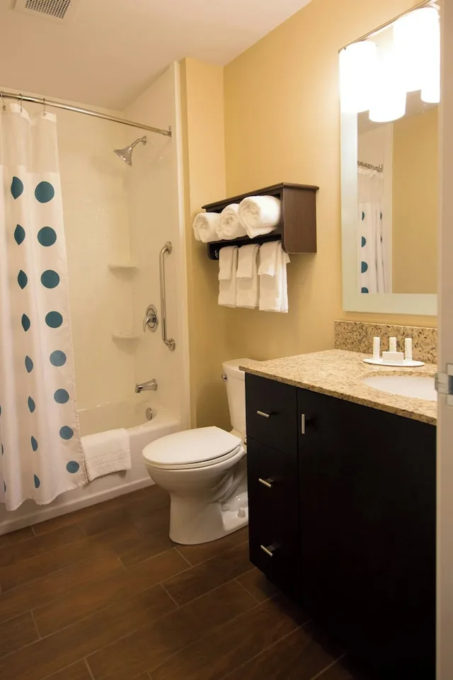 استوديو بسريرين كوين لذوي الإعاقة، TownePlace Suites Lincoln North 4/5
