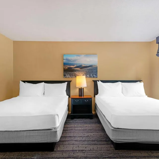 جناح بسريرين كوين مع أريكة، Best Western Inn & Suites Rutland-Killington 3/4