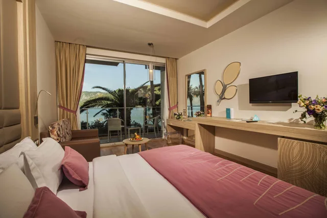غرفة قياسية بسريرين منفصلين بإطلالة على البحر، Orka Lotus Beach 2/8