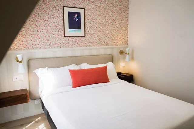 غرفة قياسية مفردة بسرير مزدوج، HOTEL B SQUARE 2/8