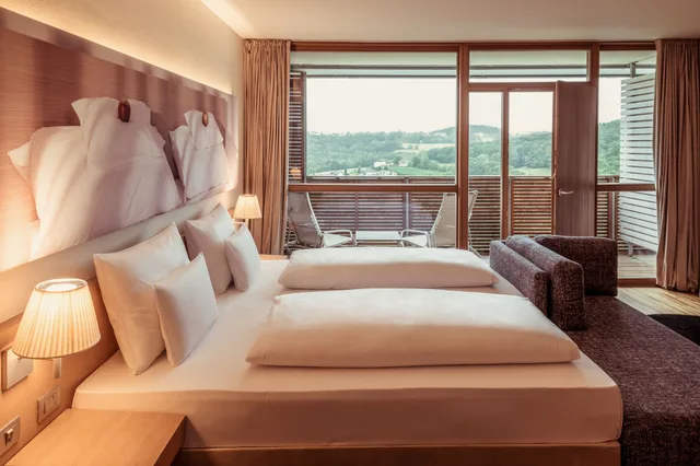 غرفة سوبيريور بسرير مزدوج بشرفة، Balance Resort Stegersbach 3/7