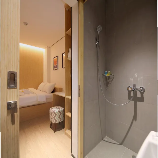 غرفة ديلوكس بسرير مزدوج، Cool Living Jakarta 4/4