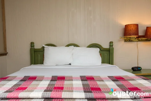 غرفة ديلوكس بسريرين كوين، NORTHERN LIGHTS LODGE 6/9