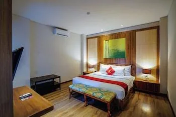 جناح بسرير كينج بحوض استحمام، The Kirana Canggu Hotel 2/2