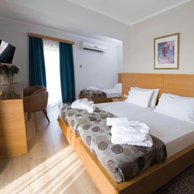 غرفة ديلوكس ثلاثية، Olympion Hotel 1/10