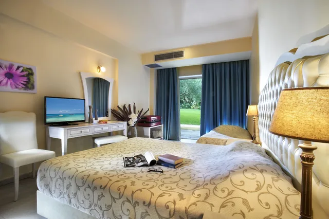 غرفة قياسية بسرير مزدوج، Portes Beach Hotel 2/3
