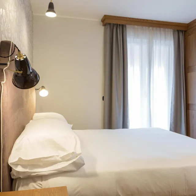 جناح جونيور، Duca D Aosta 5/6
