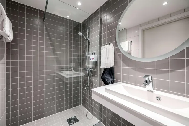 غرفة بسرير مزدوج، Quality Hotel Grand Larvik 4/4