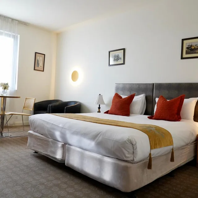 غرفة قياسية بسرير كينج، Golden Pebble Hotel 1/8
