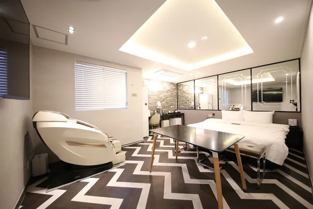 Vip, Prestige, King Bed، Hotel 24st Urban Brown Seosan Lake Park 7/9