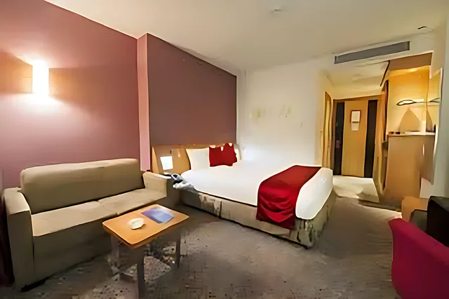 غرفة قياسية، فندق نوفوتيل بزنس بارك الدمام(Novotel Dammam Business Park) 2/2