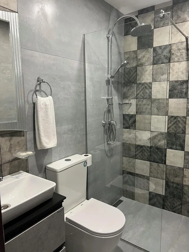 Budget, Double Bed, Park Avenue Hotel 2/4