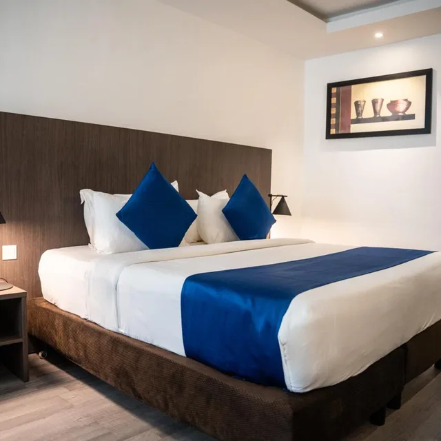 جناح جونيور، Alisa Hotel North Ridge 6/10