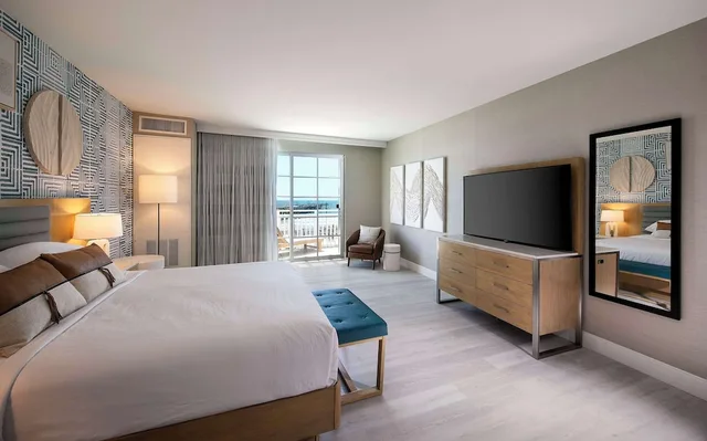 جناح ركني بسرير كينج بإطلالة على البحر، Inn at the Pier Pismo Beach 1/1