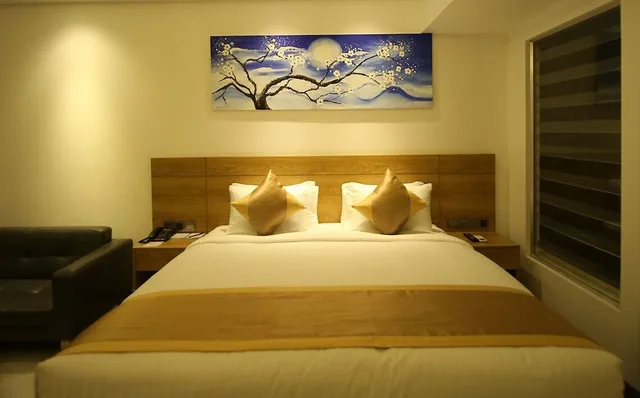 غرفة ديلوكس بسرير كوين، Hotel X Rajshahi 1/2