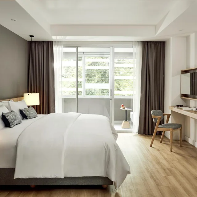 غرفة ديلوكس بسرير مزدوج أو سريرين منفصلين بشرفة، CASA 17 hotel 1/2