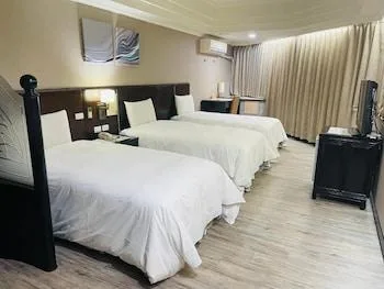 غرفة ديلوكس ثلاثية بثلاثة أسرّة، Felicity Business Hotel 2/2