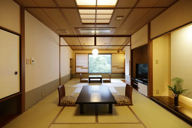 غرفة يابانية، Hakone Kamon 1/1