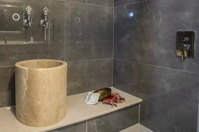 غرفة قياسية ثلاثية، Grand Hilarium Hotel 5/5