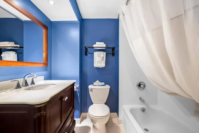 غرفة بسرير كوين، Park Inn by Radisson Sydney, NS 5/5