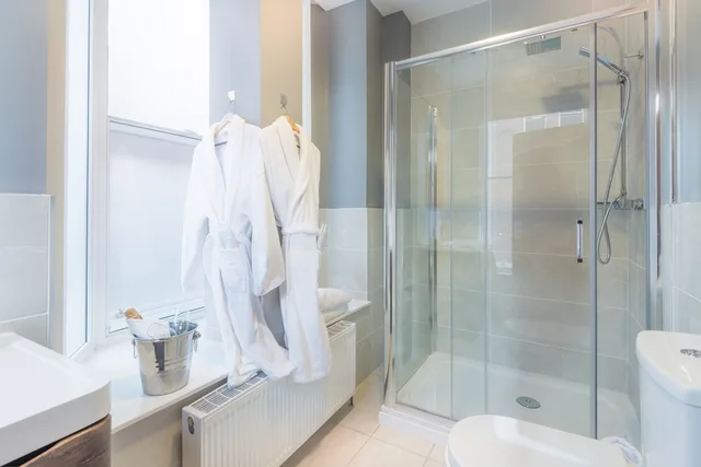 غرفة بريميوم بسرير مزدوج، Shipquay Boutique Hotel 6/6
