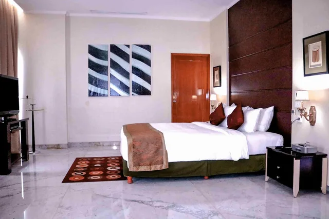 Aryaduta, Suite, King Bed، Aryaduta Palembang 1/3