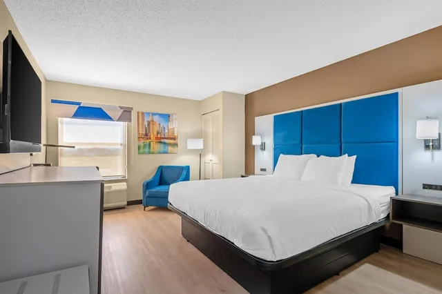 غرفة قياسية بسرير كينج، Best Western Forsyth - Decatur 4/6