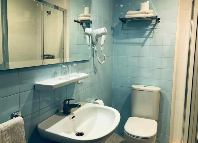 غرفة سوبيريور بسرير فردي بإطلالة على البحر، Hotel Sur 5/8